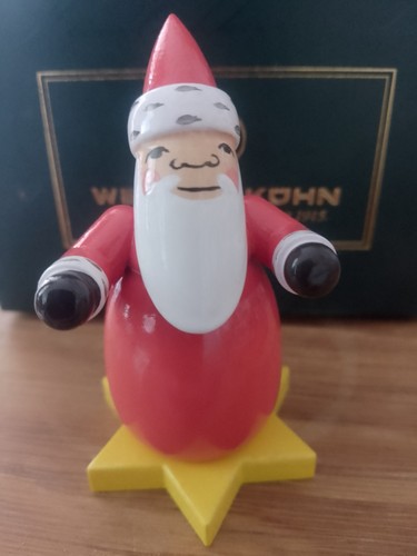 Weihnachtsmann auf stern wendt - weihnachtsmann,